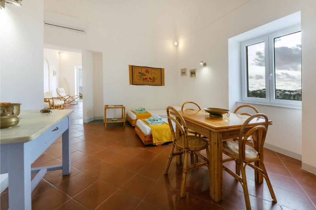 Torretta Corricella- Punta Pizzaco Apartment Procida Bagian luar foto