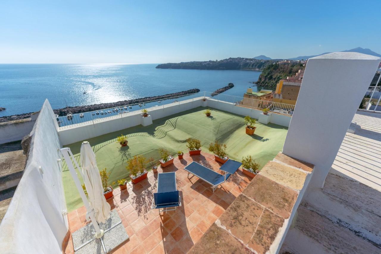Torretta Corricella- Punta Pizzaco Apartment Procida Bagian luar foto